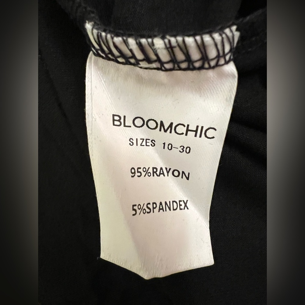 ***NWT*** BloomChic Cami/Tank - Picture 6 of 6